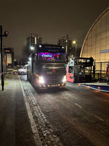 6eb100c7-724d-4e77-8cdc-9b75b40df0e0